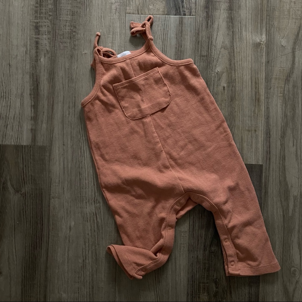 Adorable ribbed romper 12 months Grayson-mini